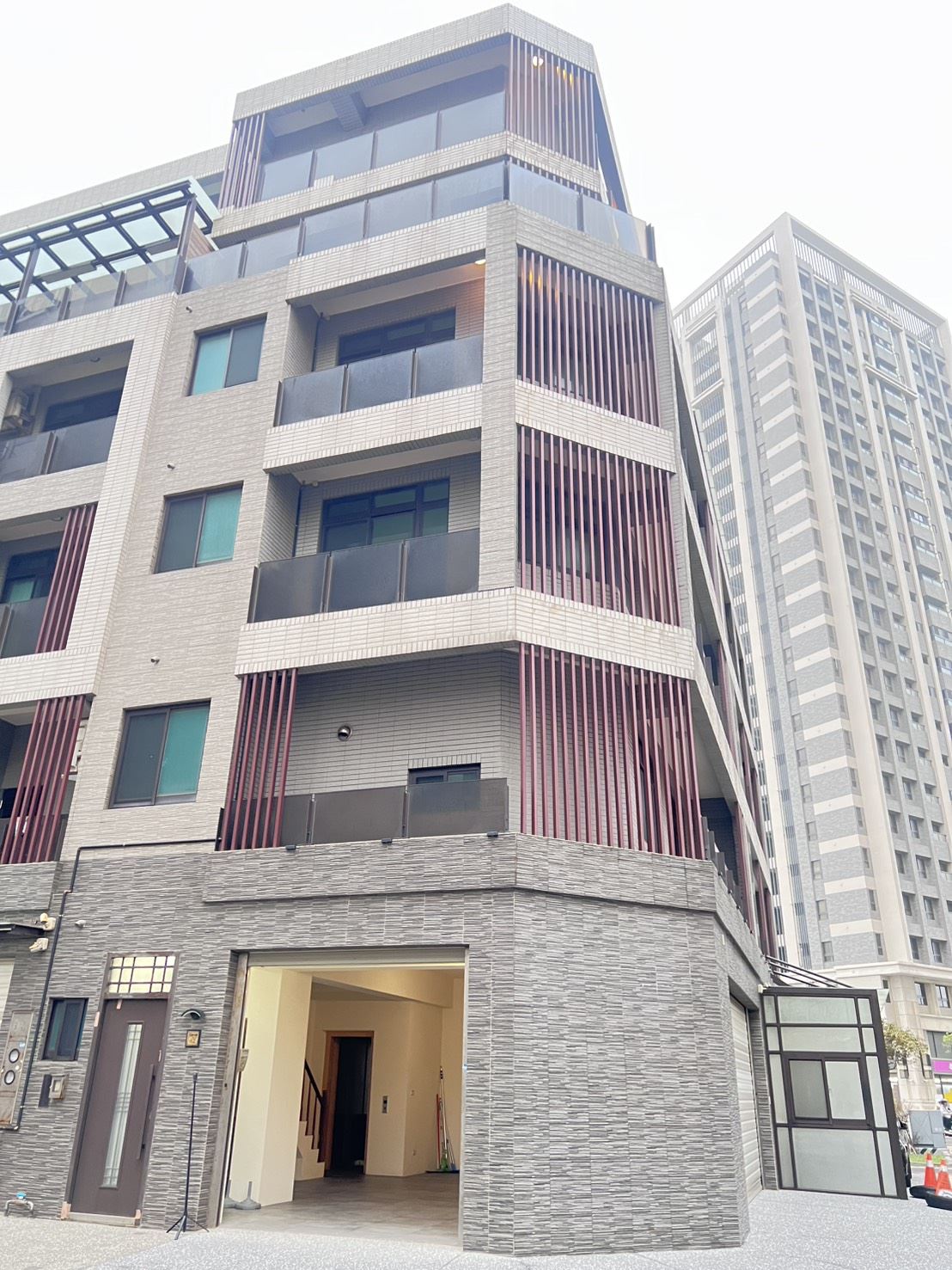 AI園區水瀧透天雙面臨路住店大地坪透天_外觀